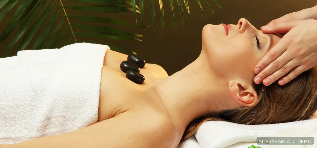 Spa ortamında yüz ve cilt bakımı